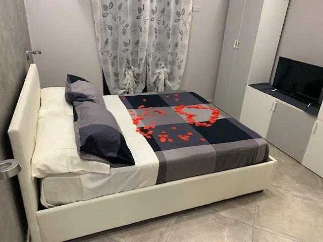 Appartamento Casa Ferdinandea Aeroporto di Catania Fontana Rossa